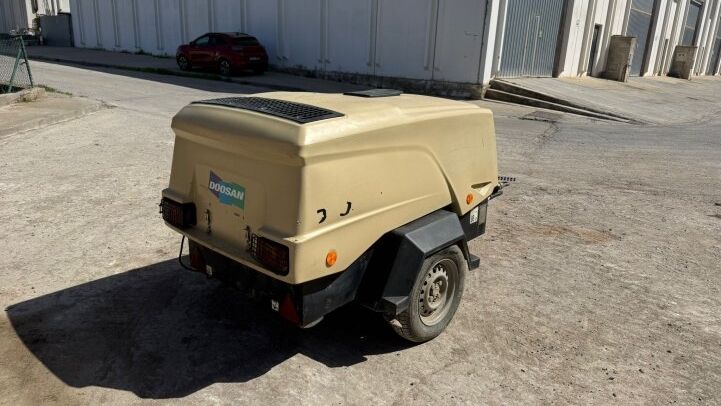 DOOSAN   7/31E ***GENERATOR//COMPRESSOR***